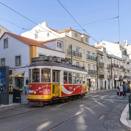 Elegant In Graca By Lovelystay Apartment Lisbon