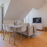 Elegant In Graca By Lovelystay Lisbon