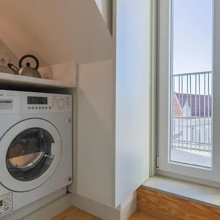 公寓 Elegant In Graca By Lovelystay