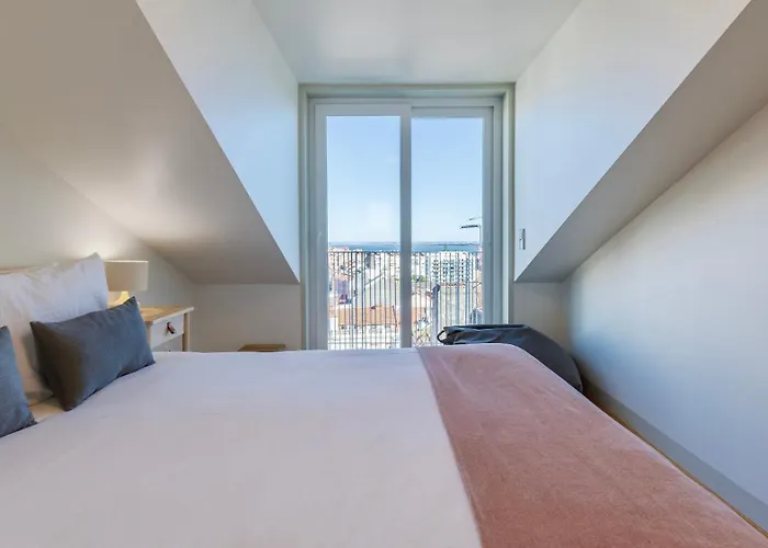 Διαμέρισμα Elegant In Graca By Lovelystay *