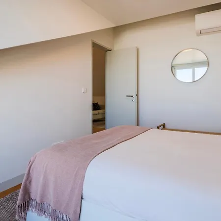 Appartamento Elegant In Graca By Lovelystay *