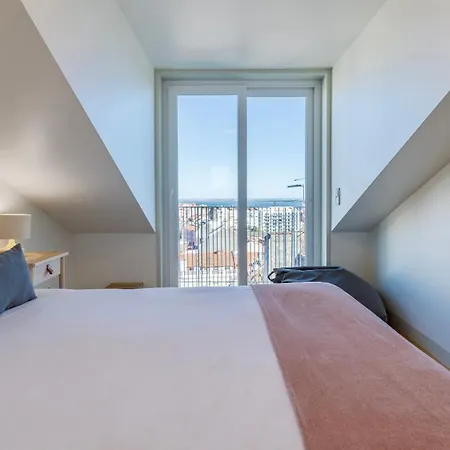 Appartamento Elegant In Graca By Lovelystay *