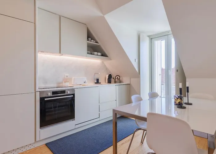 Elegant In Graca By Lovelystay شقة *